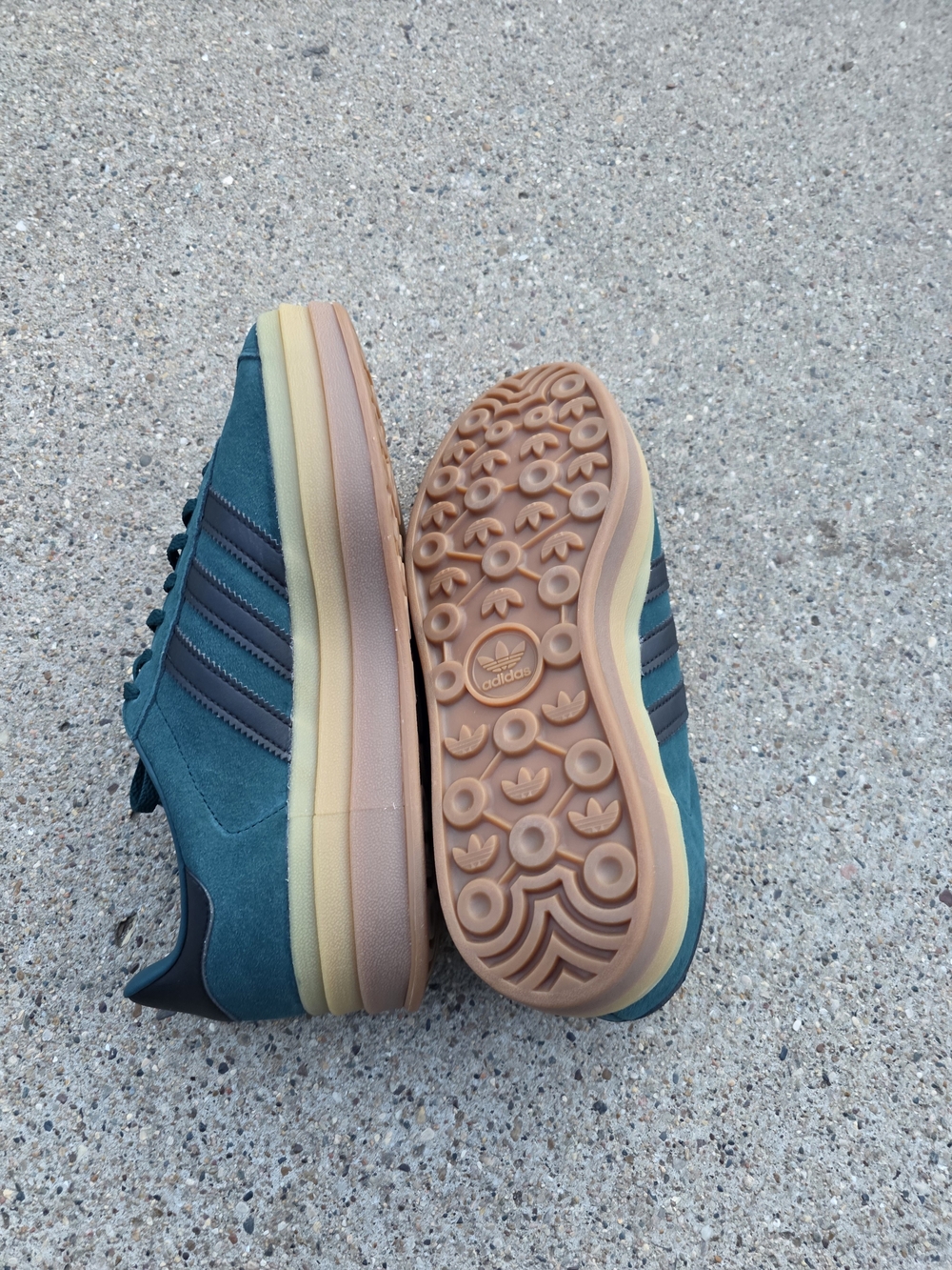 Adidas Women's Gazelle Bold sneakers Size 9 - Picture 11 of 12